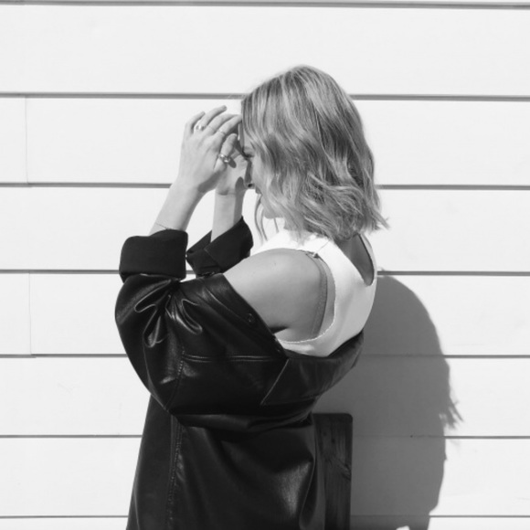 Meet your Posher, Charlotte - Picture 1 of 1